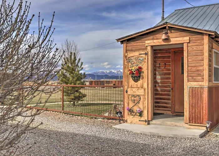 Secluded Cabin W/ Hot Tub, Game Room & Views!